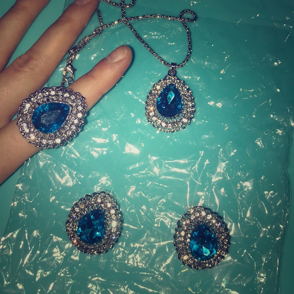 Jewelry Brand New!!